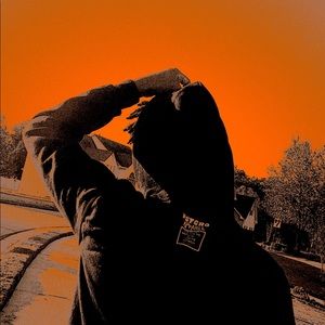 Meet your Posher, Taj